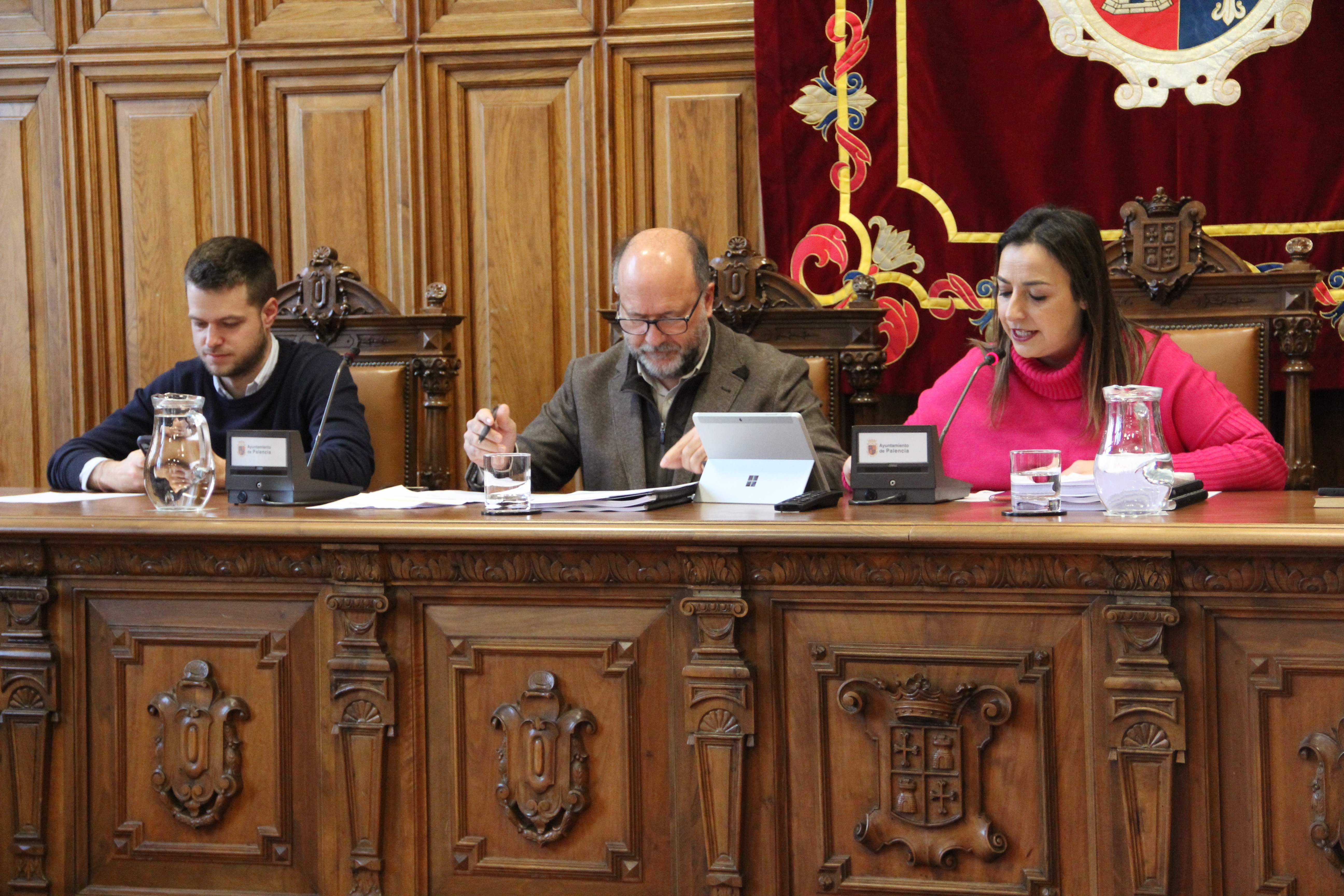 Un momento de la sesión plenaria del Ayuntamiento de Palencia. 
