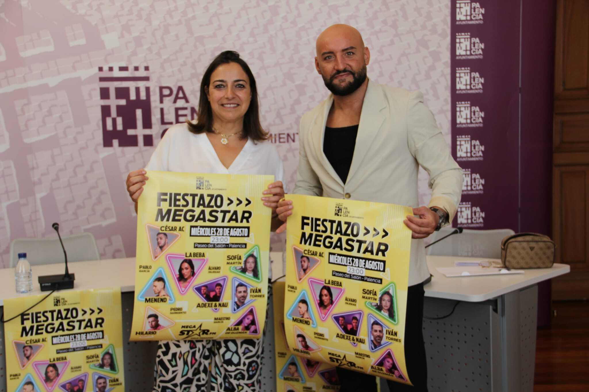 Miriam Andrés y Dany Fernández durante la presentación en la Sala de Concejales.