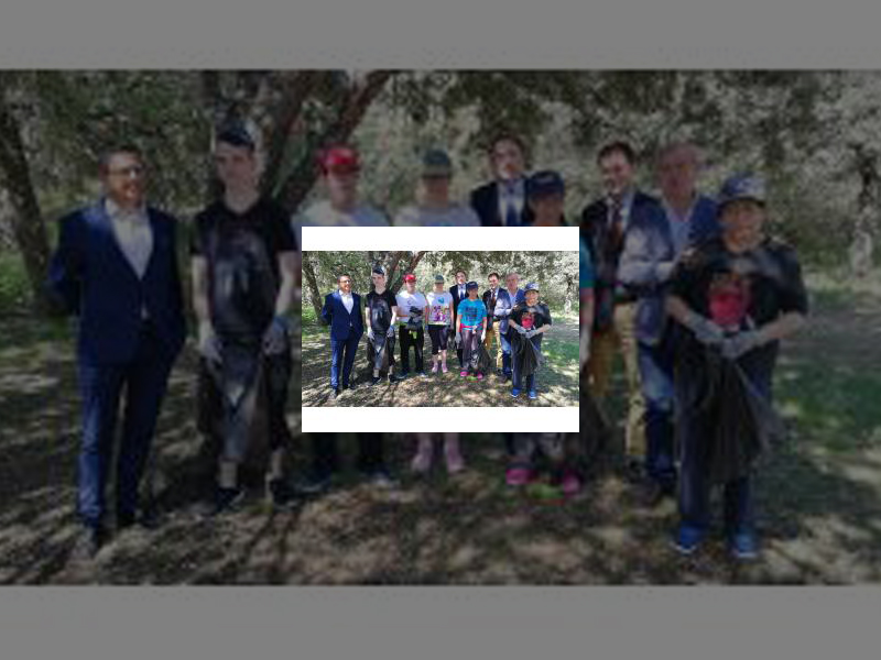Imagen Medio centenar de usuarios de Hermanas Hospitalarias han participado en la limpieza de los entornos de El Refugio del Monte El Viejo gracias a la colaboración del Ayuntamiento de Palencia