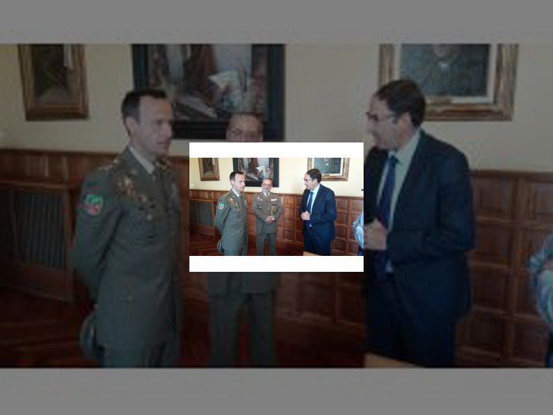 Imagen El Alcalde recibió a Manuel Gorjón Recio, nuevo General Jefe de la IV Subinspección General del Ejército
