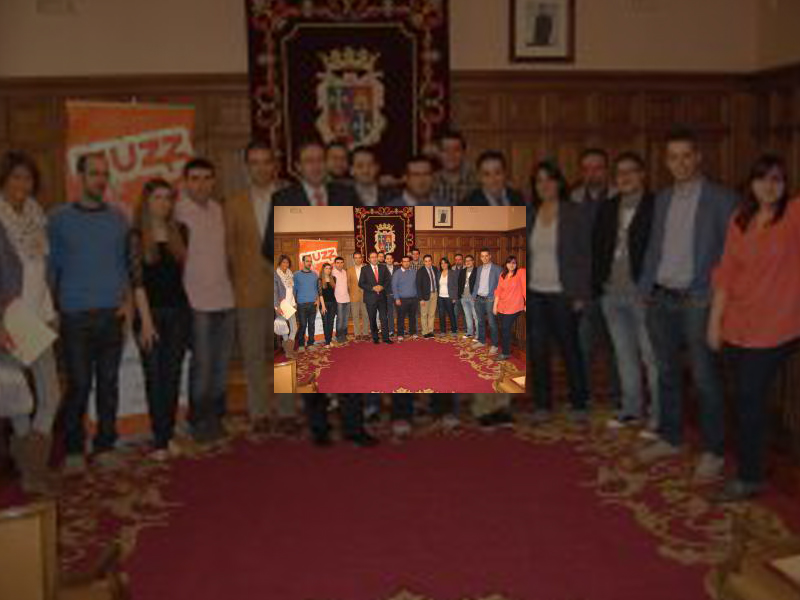 Imagen Ayuntamiento de Palencia y Banco Santander convocan la segunda edición del Programa YUZZ en la capital