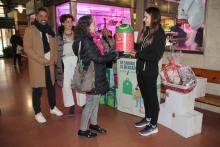 Se sortearán cestas de productos locales, miniglús y bolsas de reciclaje entre las personas que visiten el espacio informativo.